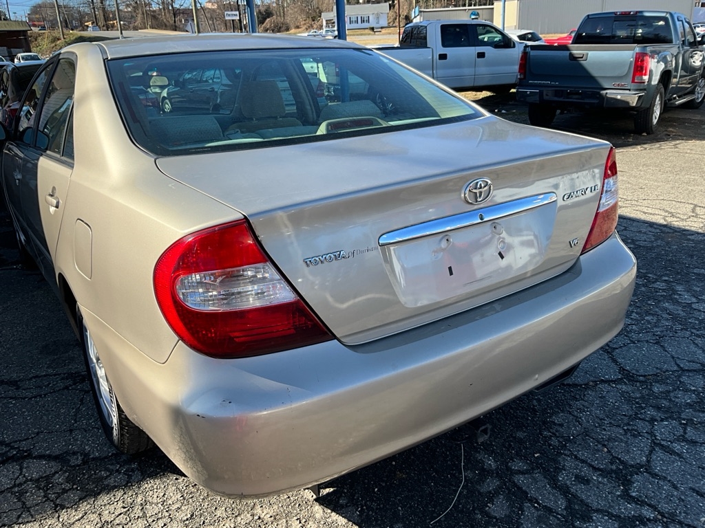 Toyota Camry  2004