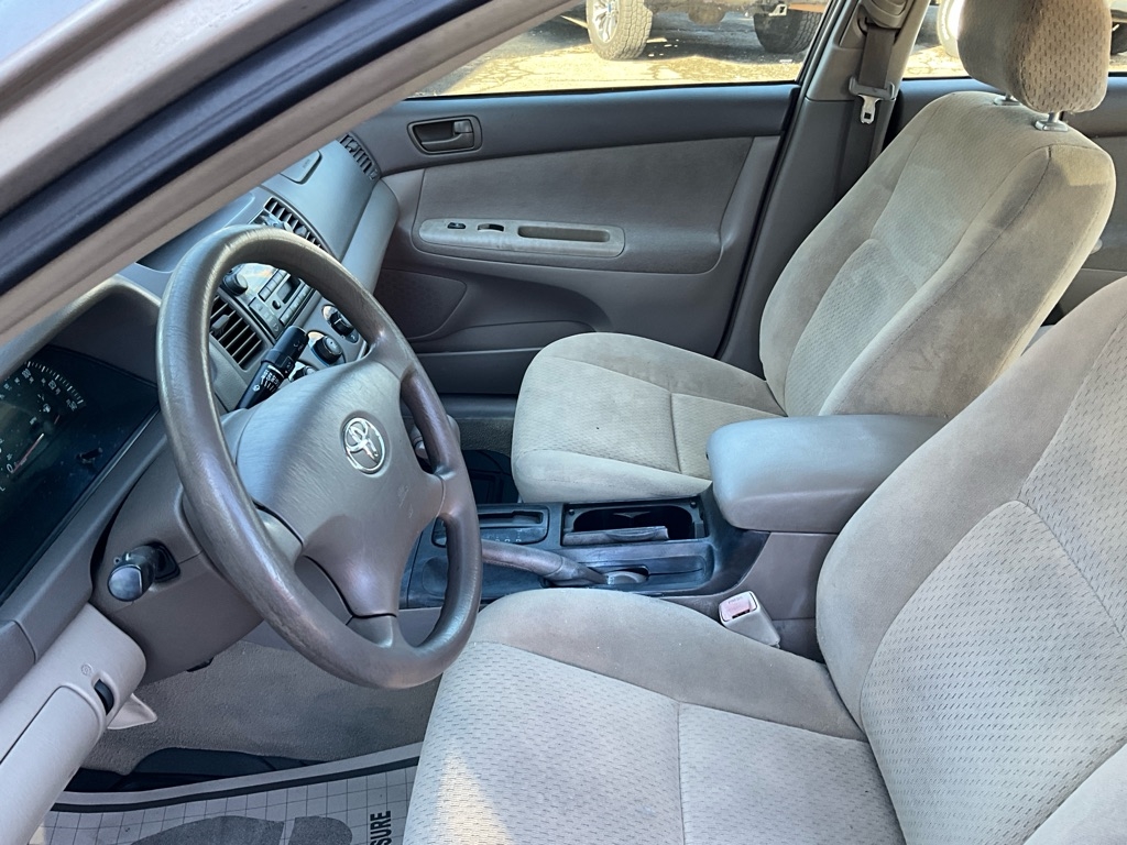 Toyota Camry  2004