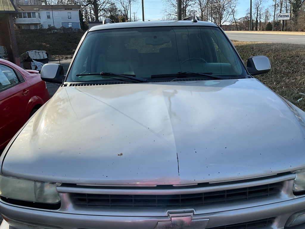 Chevrolet Suburban  2004