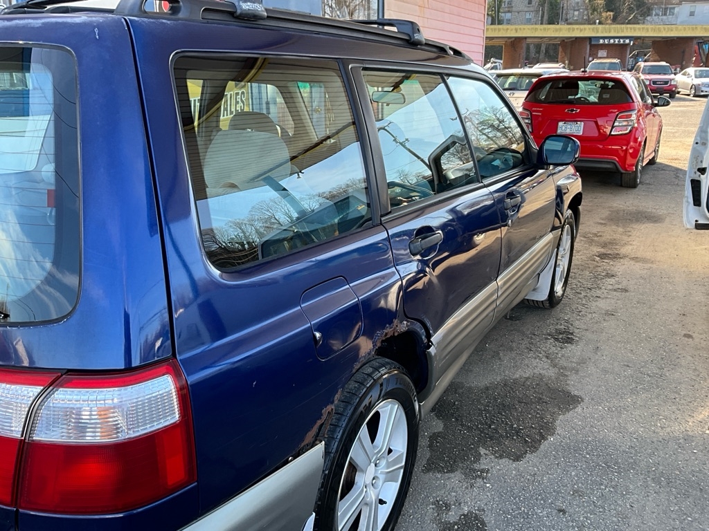 Chevrolet Suburban  2004