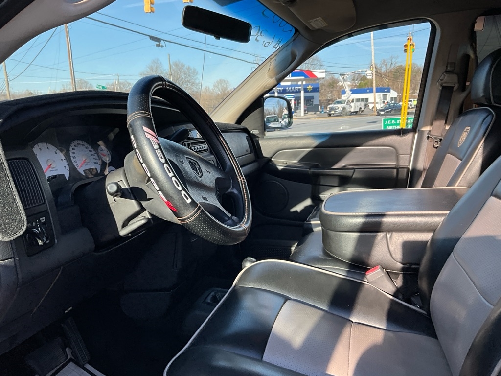 Dodge Ram 1500  2003