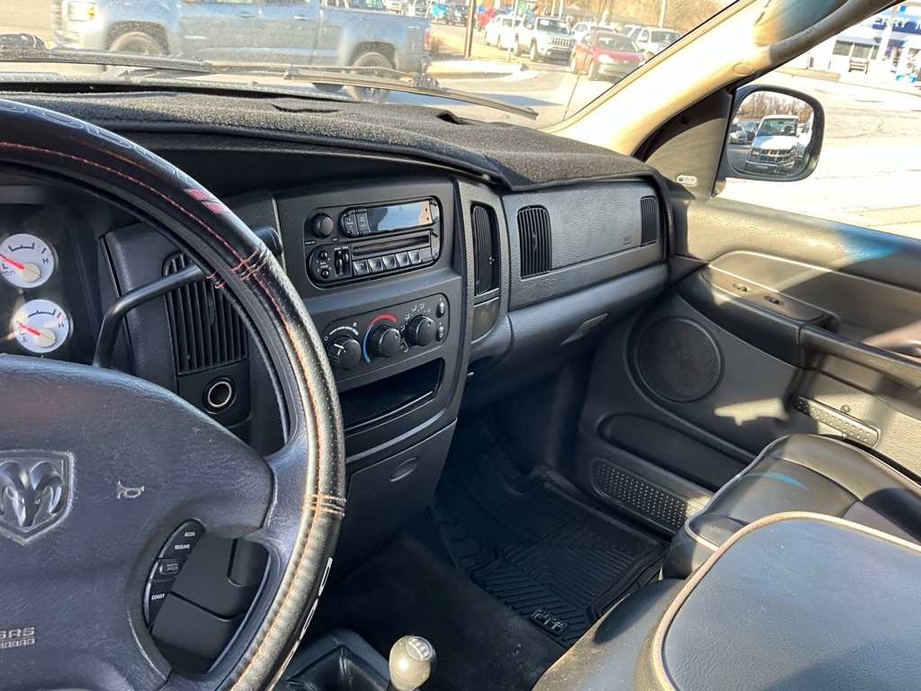 Dodge Ram 1500  2003