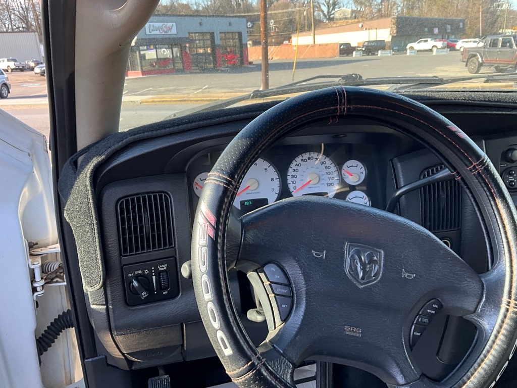 Dodge Ram 1500  2003