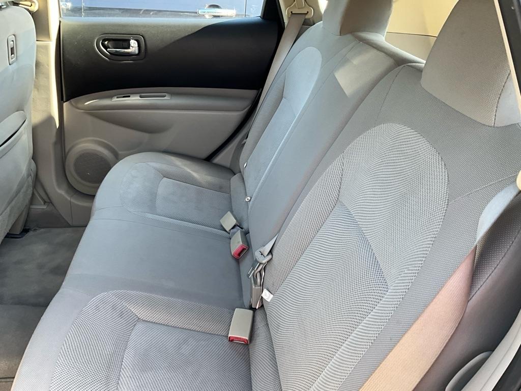 Nissan Rogue  2013