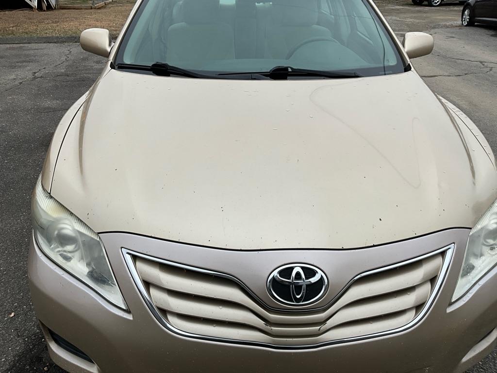 Toyota Camry  2011