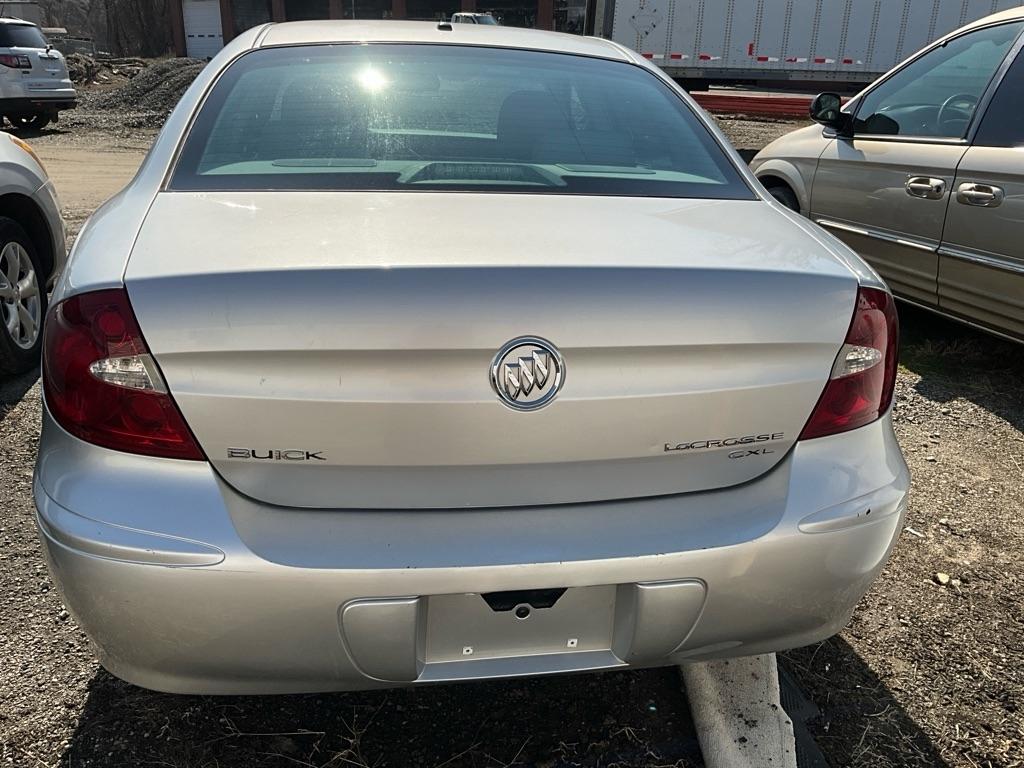 Buick LaCrosse  2005