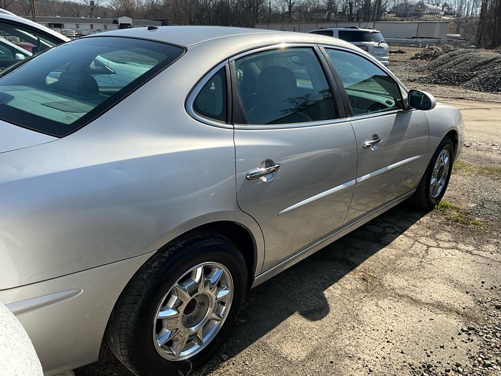 Buick LaCrosse  2005