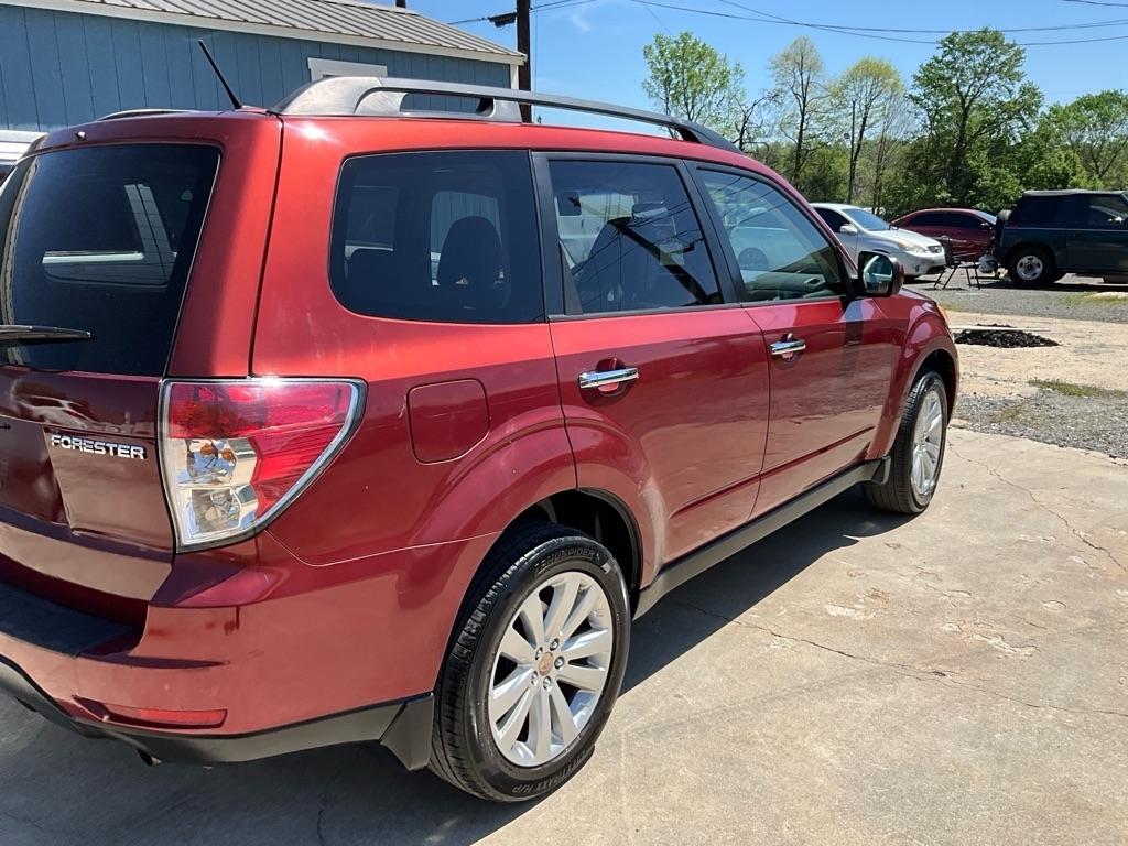 Subaru Forester  2011