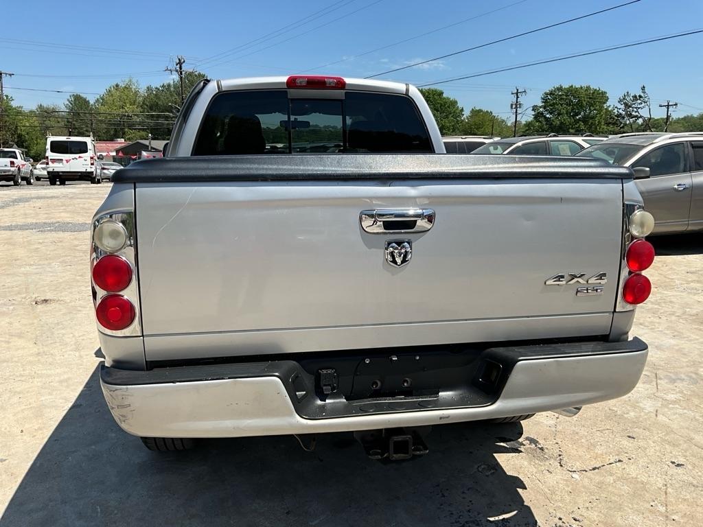 Dodge Ram 1500  2005