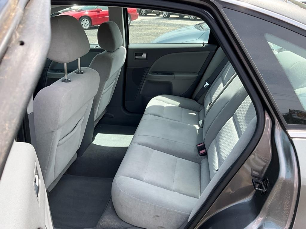 Ford Five Hundred  2006