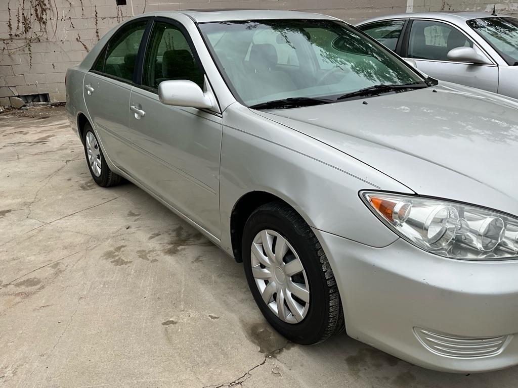 Toyota Camry  2005
