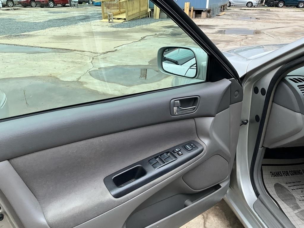Toyota Camry  2005