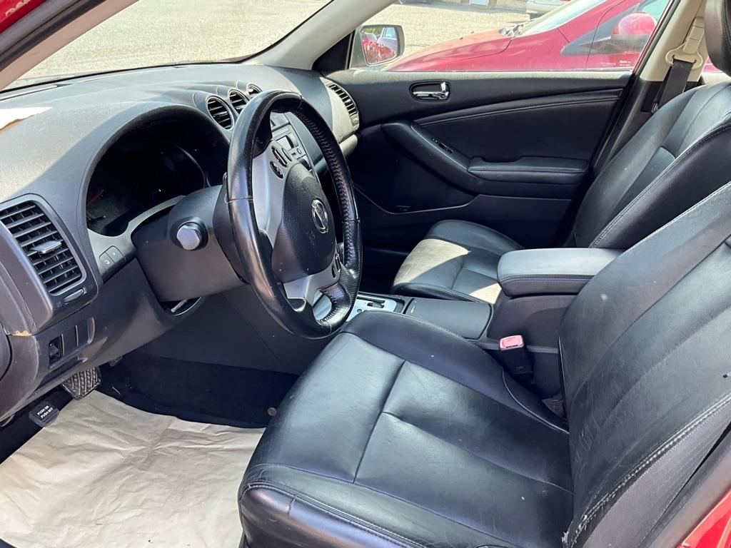 Nissan Altima  2009