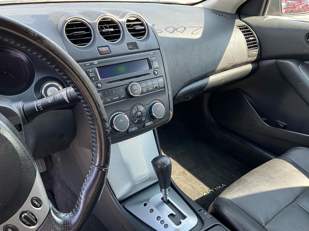 Nissan Altima  2009