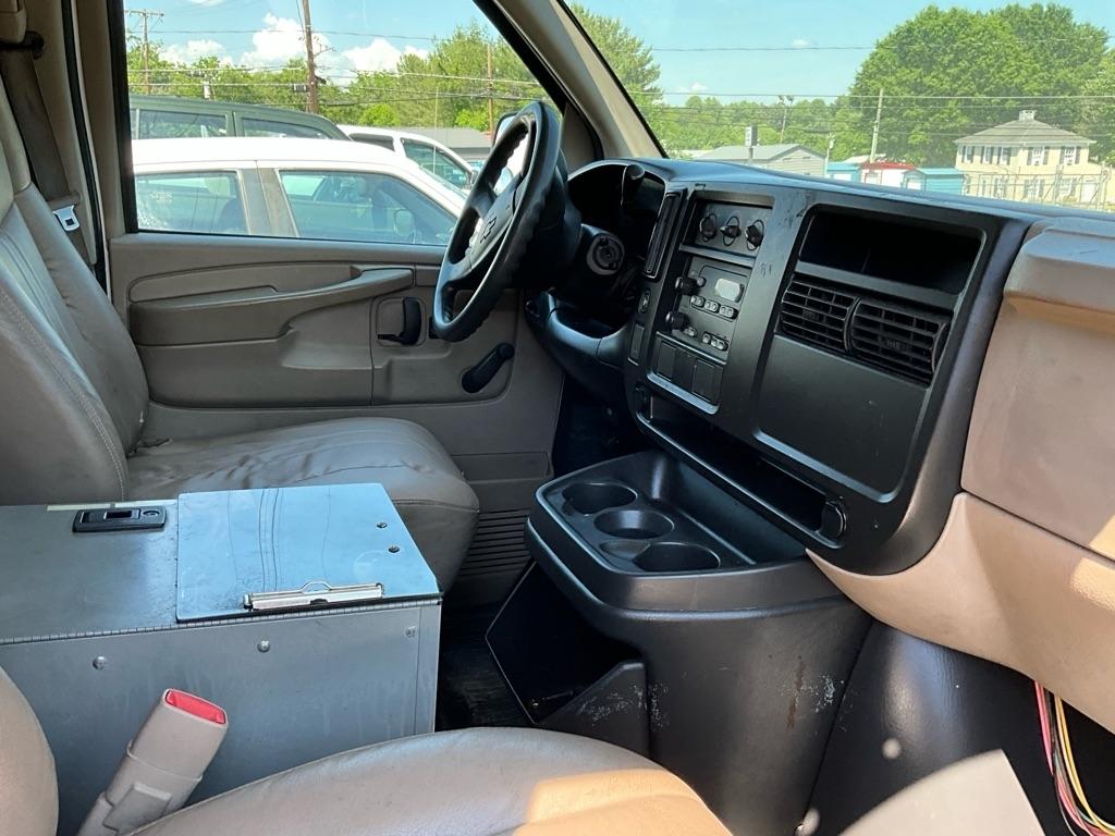 Chevrolet Express  2005