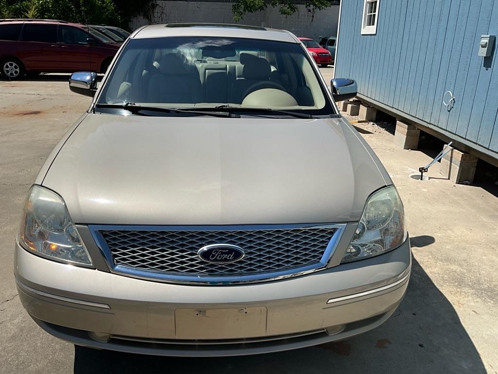 Ford Five Hundred  2005