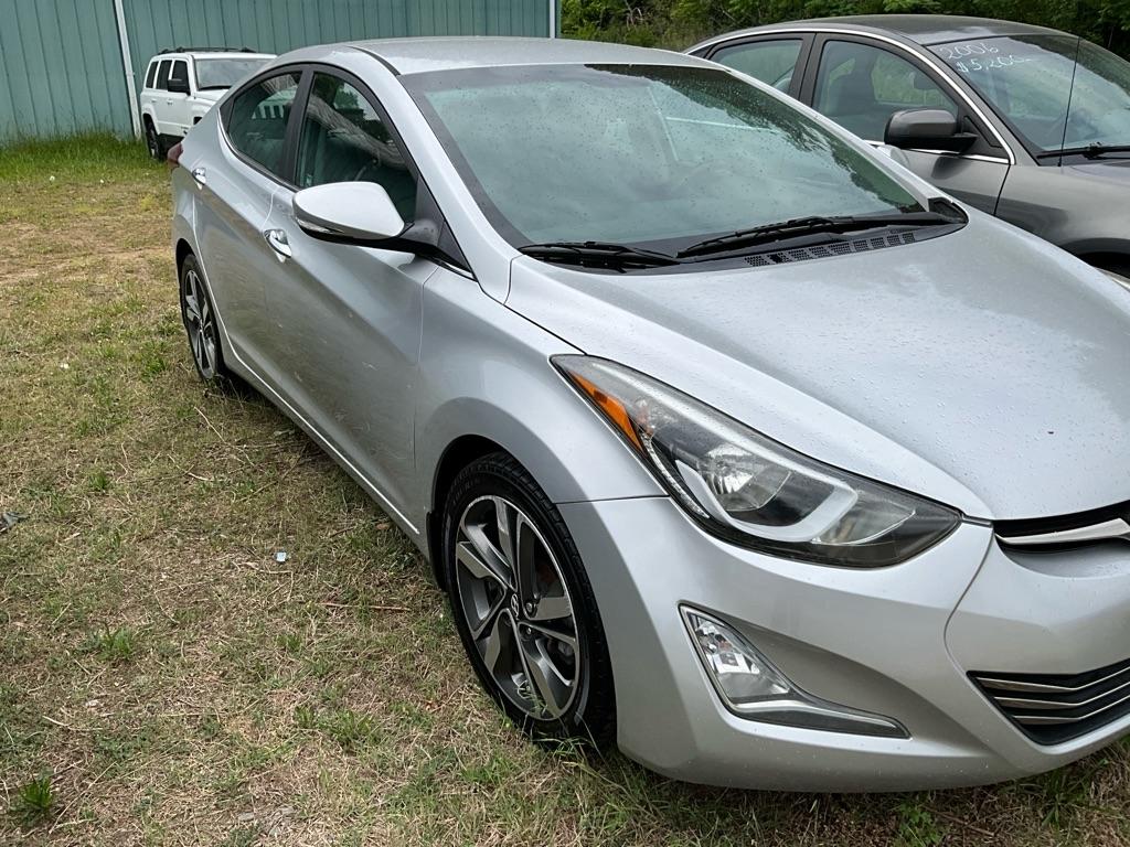 Hyundai Elantra  2015
