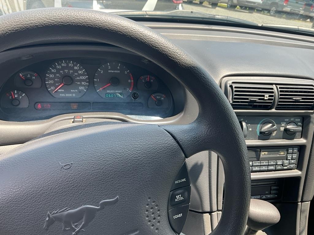 Ford Mustang  2000