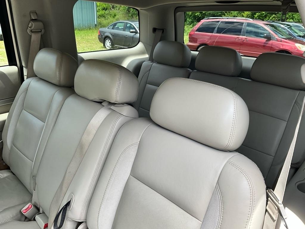 Chrysler Aspen  2008