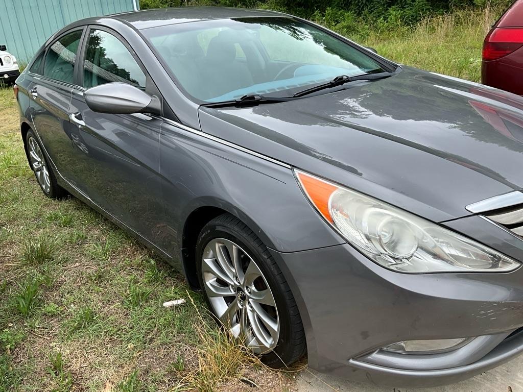 Hyundai Sonata  2013