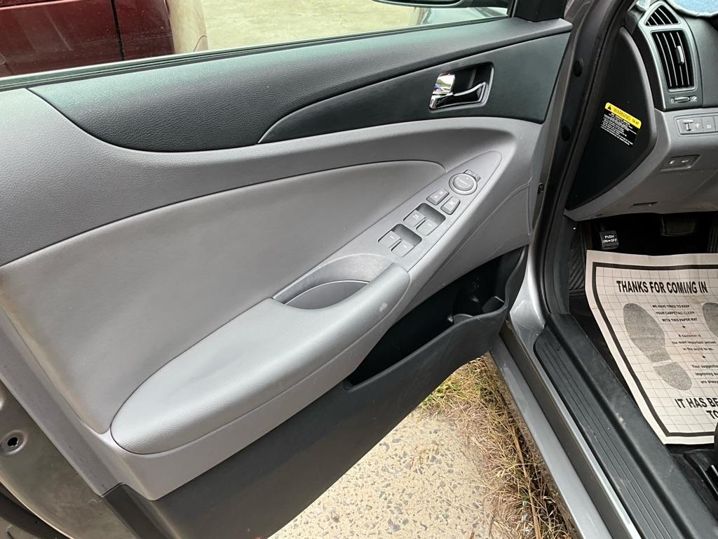 Hyundai Sonata  2013