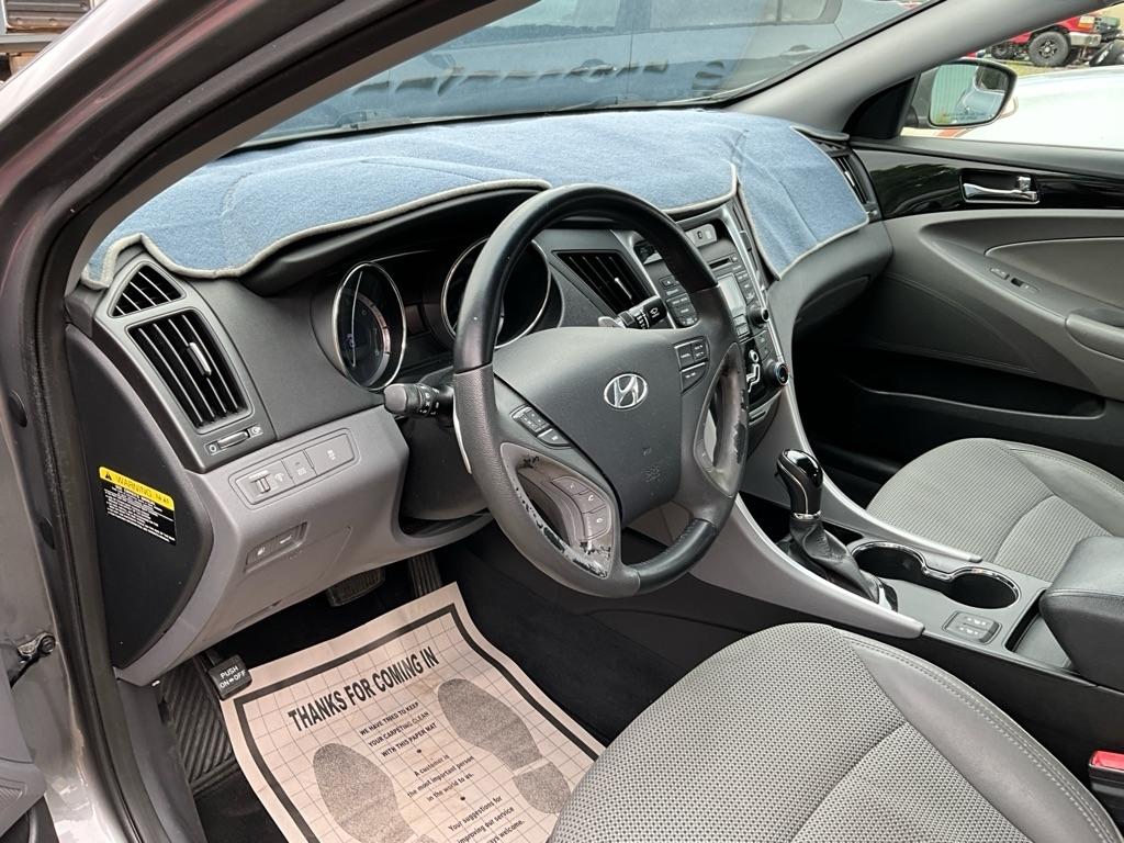 Hyundai Sonata  2013