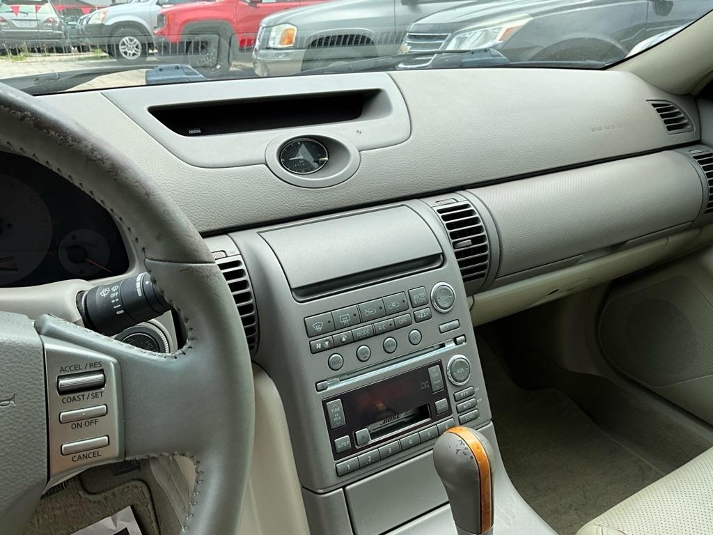 Infiniti G35  2004