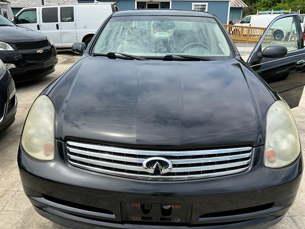 Infiniti G35  2004