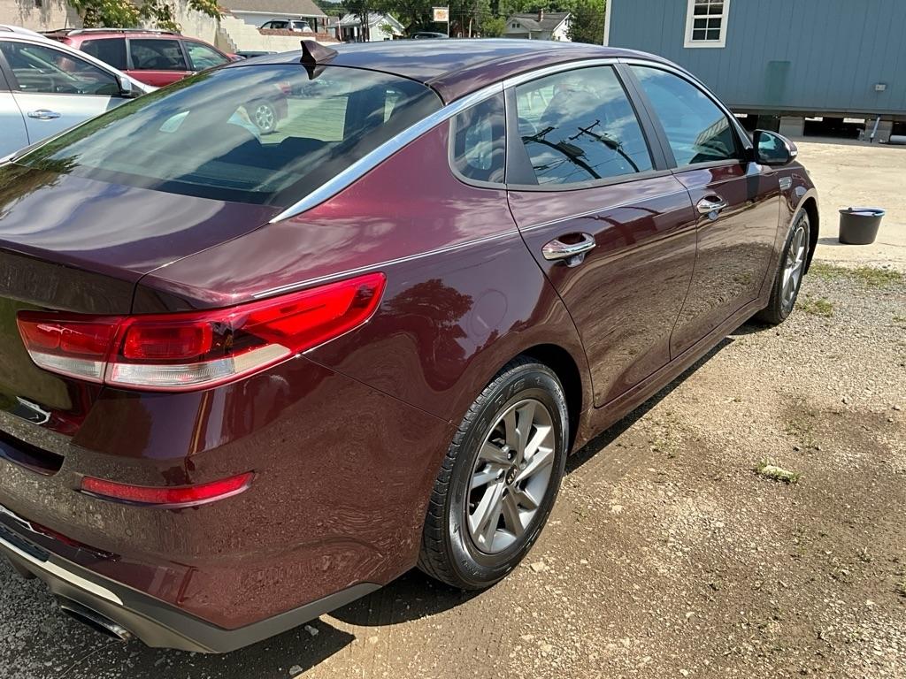 Kia Optima  2019