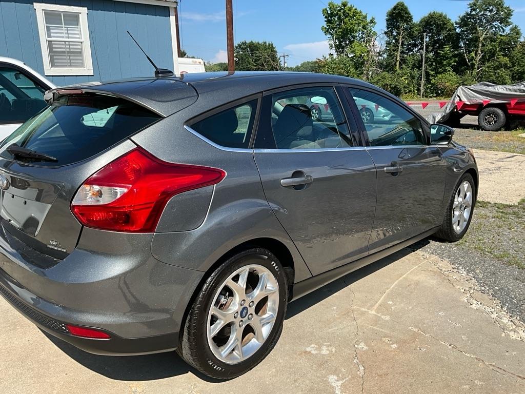 Ford Focus  2012