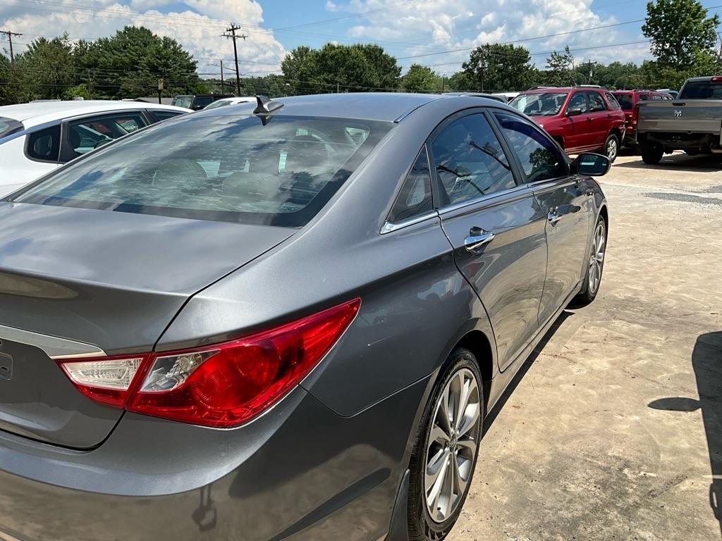 Hyundai Sonata  2013