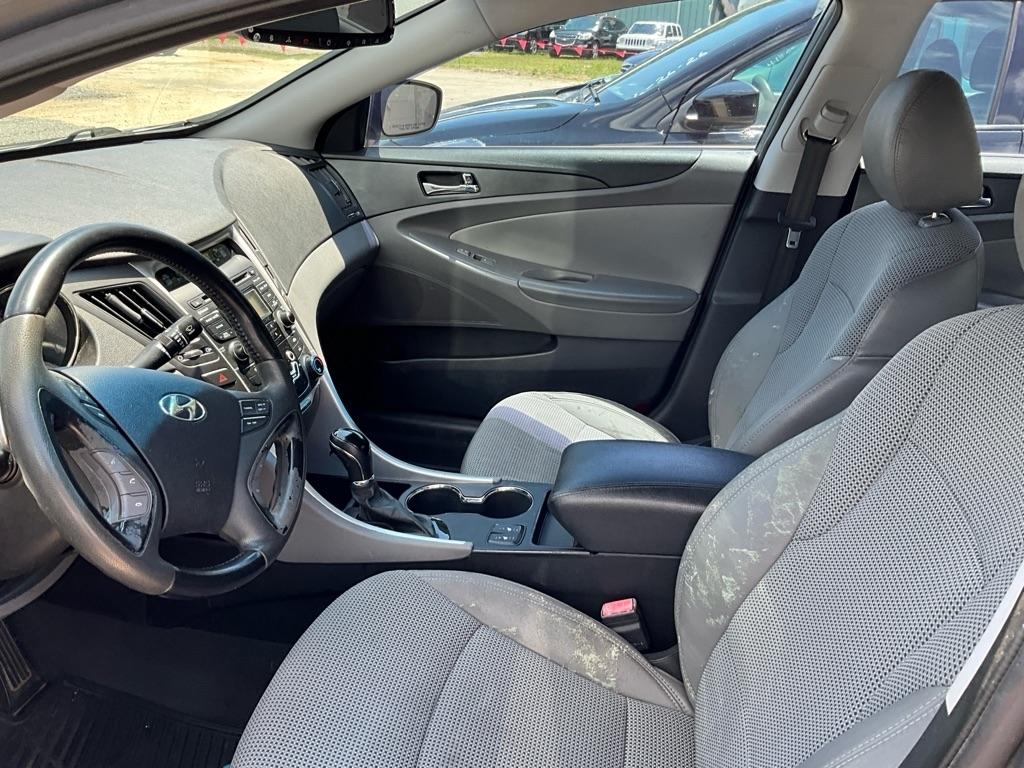 Hyundai Sonata  2013