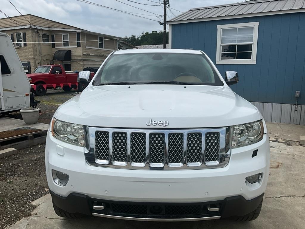Jeep Grand Cherokee  2013