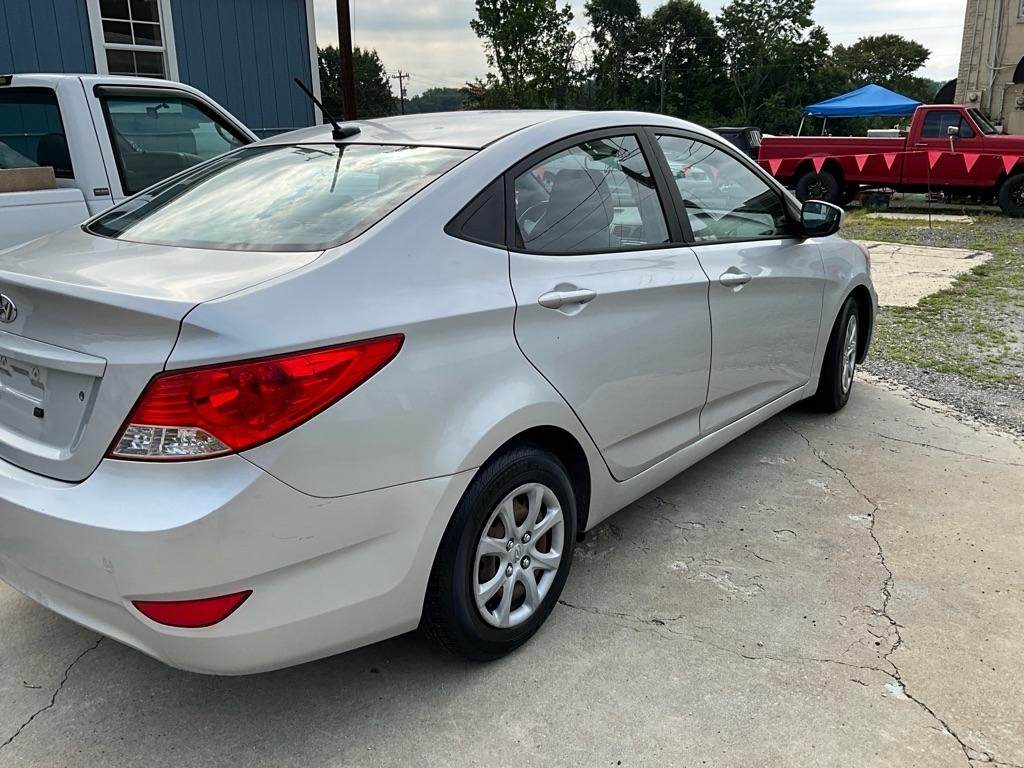 Hyundai Accent  2014