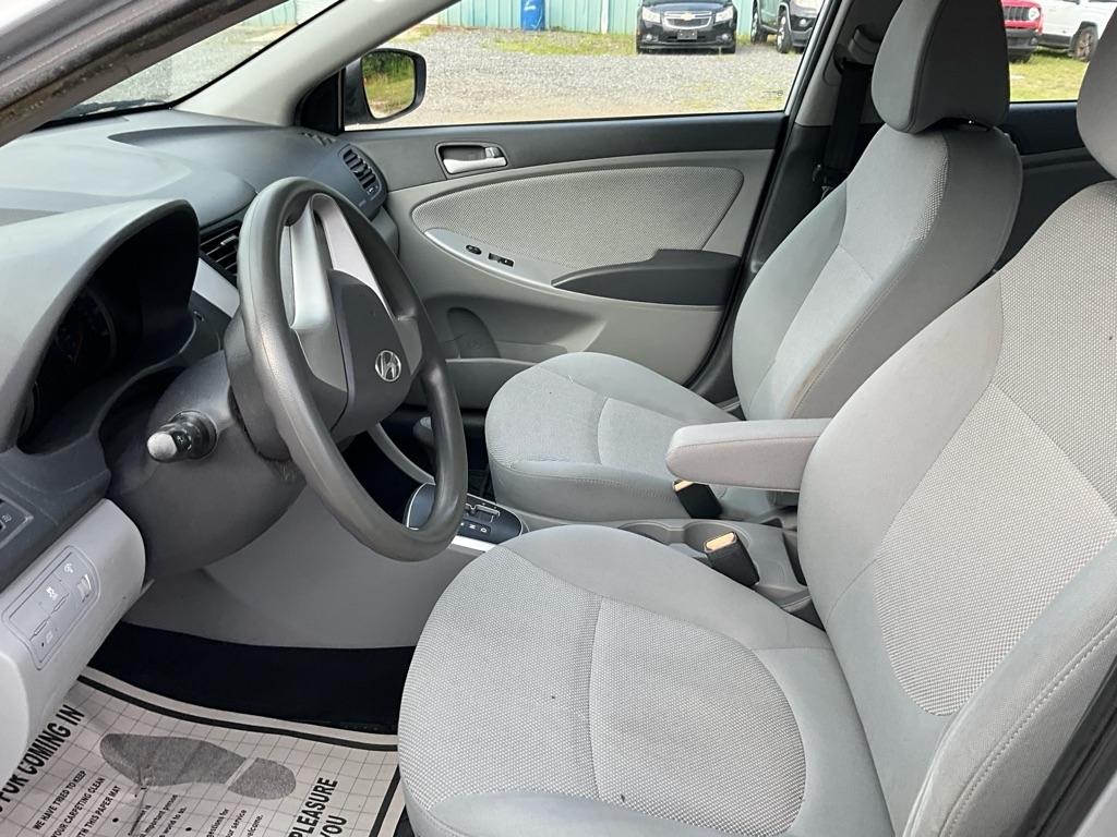 Hyundai Accent  2014