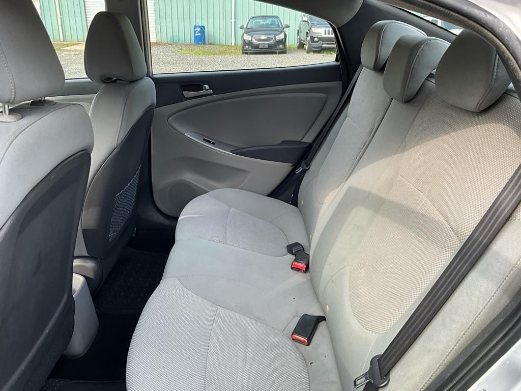 Hyundai Accent  2014