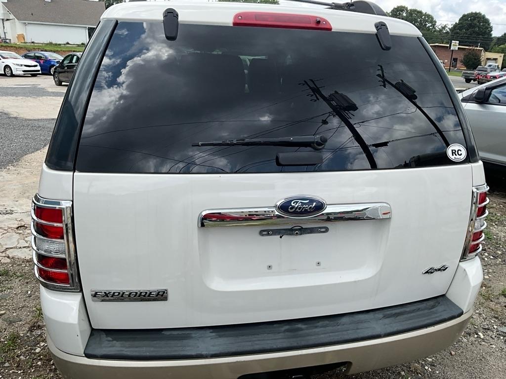 Ford Explorer  2010