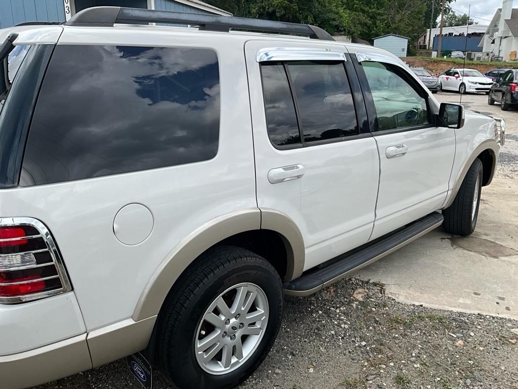 Ford Explorer  2010