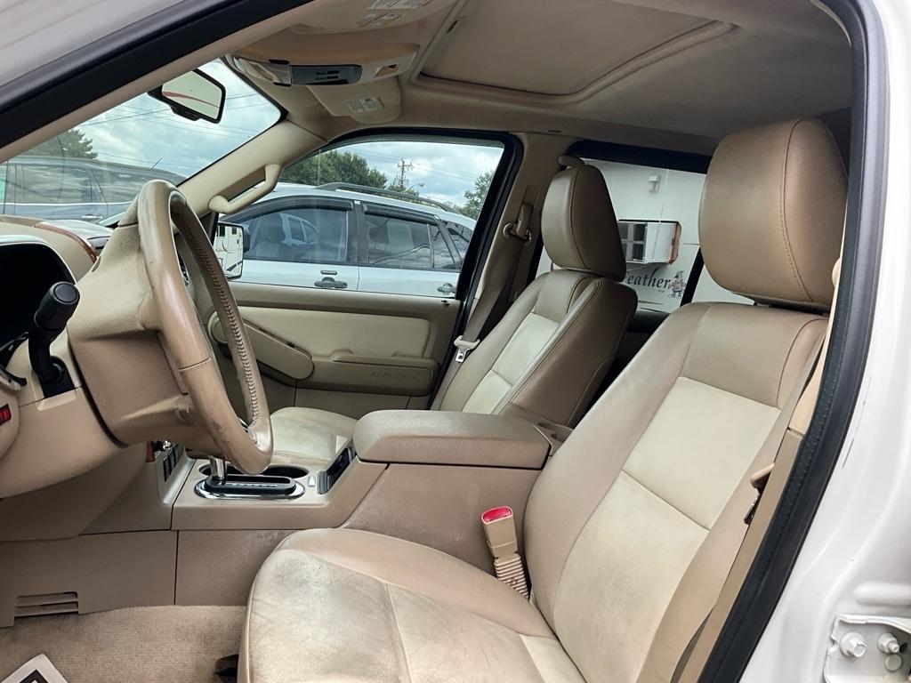 Ford Explorer  2010