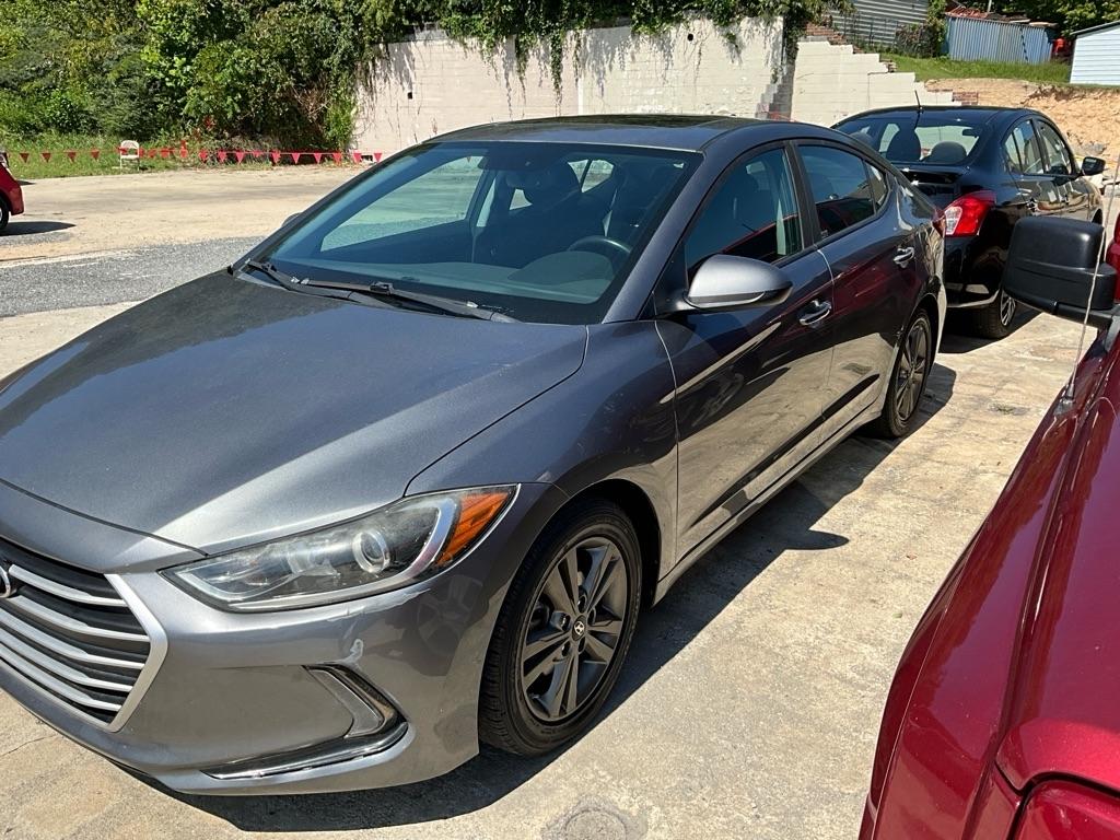 Hyundai Elantra  2018