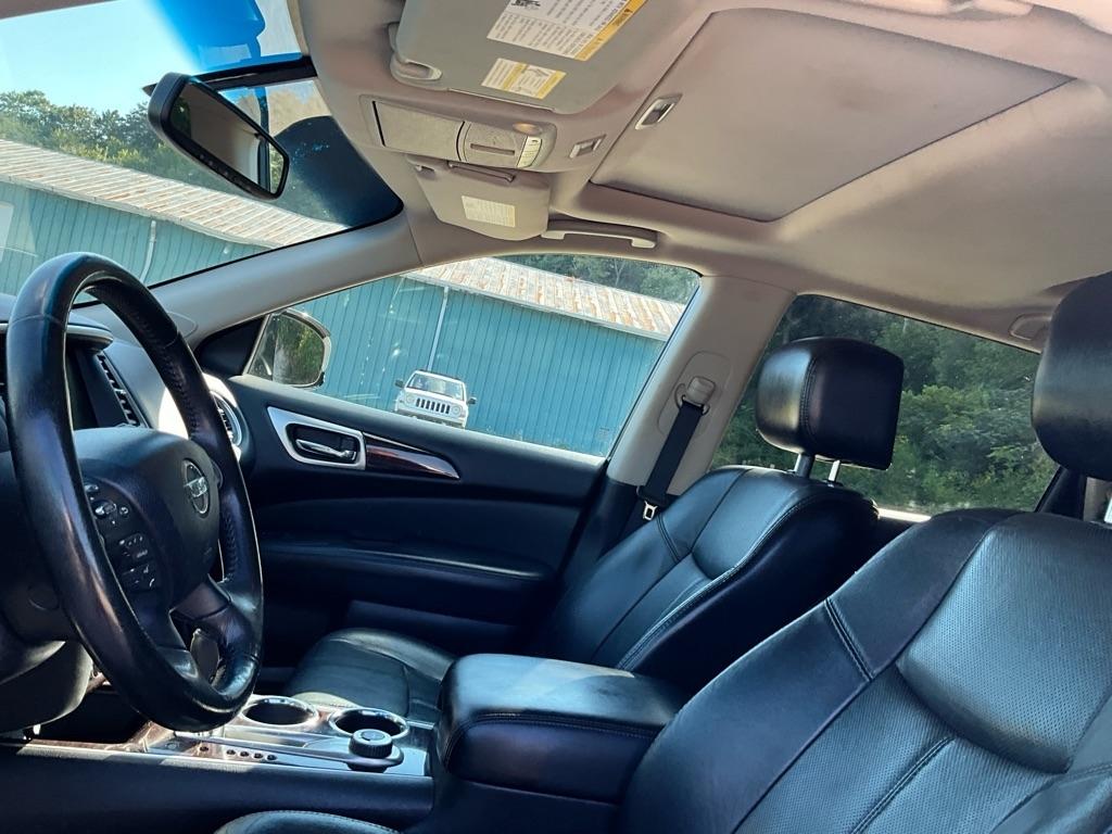 Nissan Pathfinder  2013