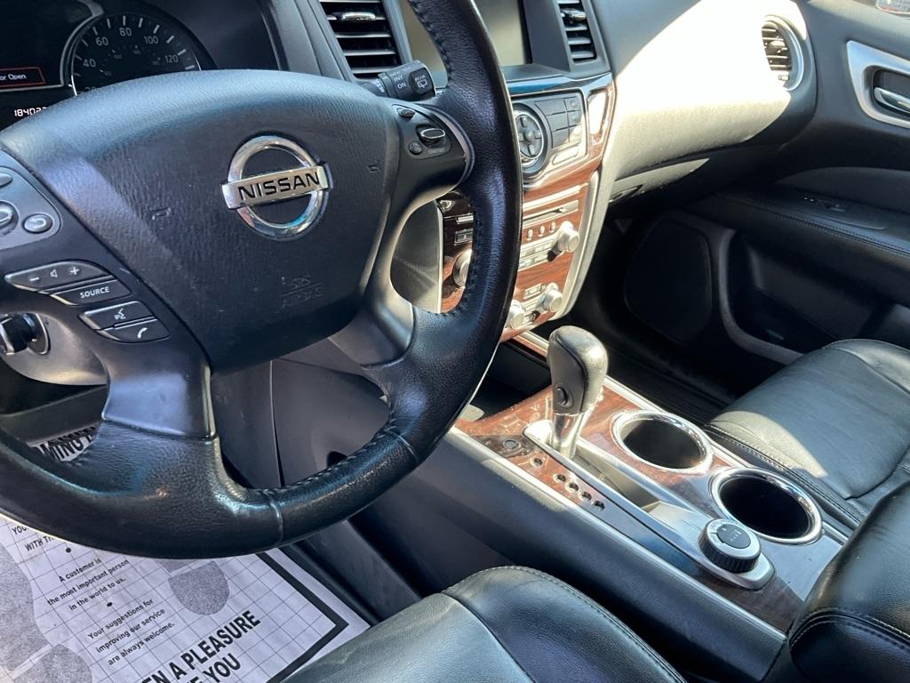 Nissan Pathfinder  2013