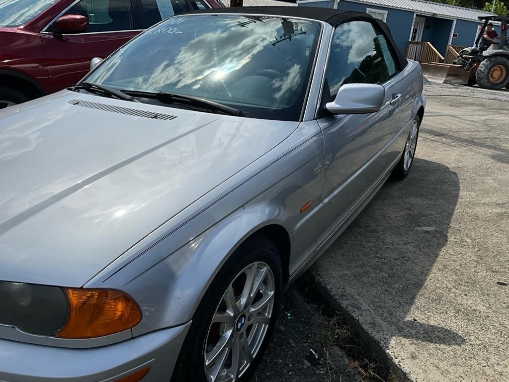 BMW 3-Series  2001
