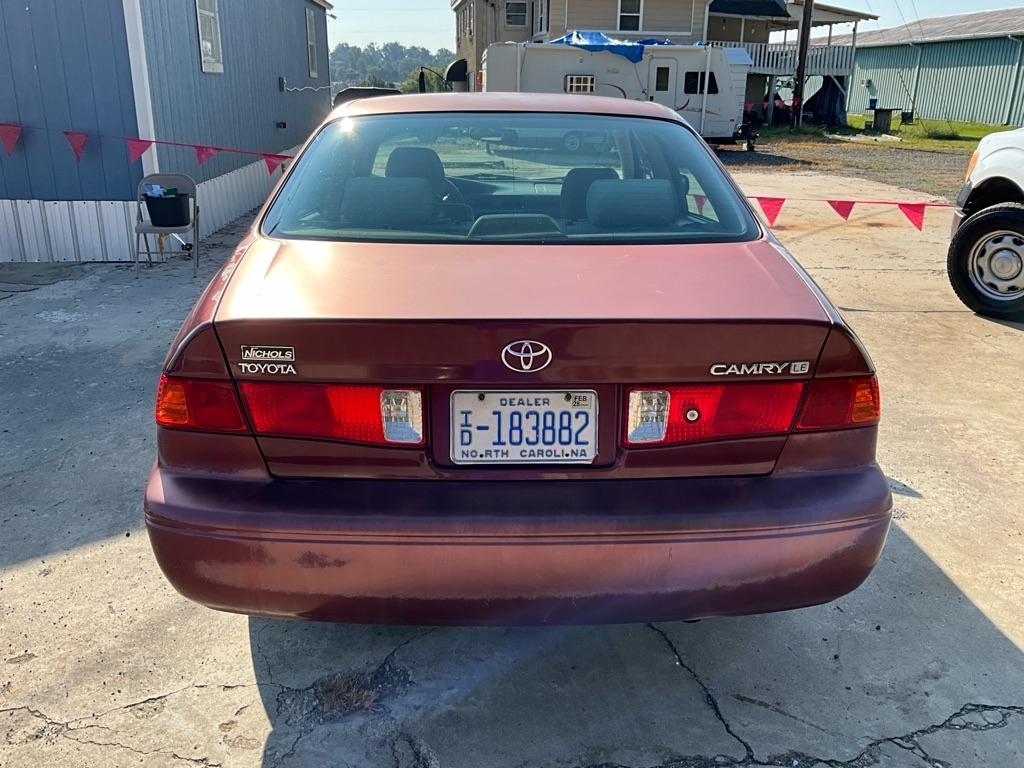 Toyota Camry  2001