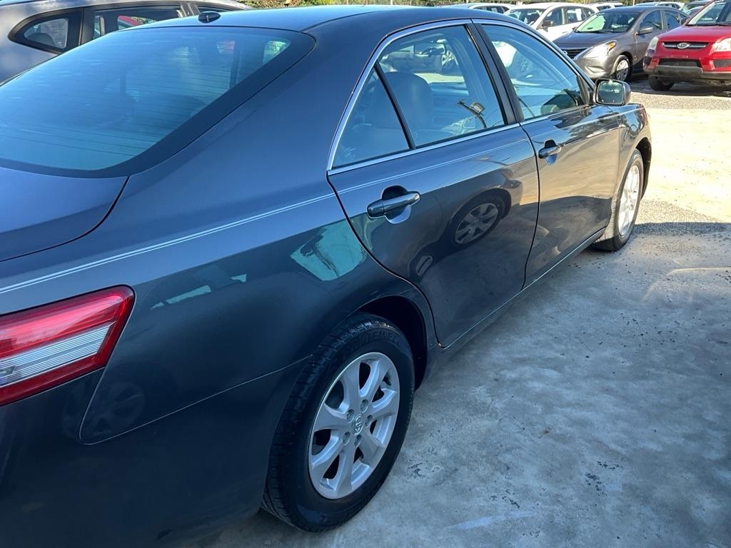 Toyota Camry  2011
