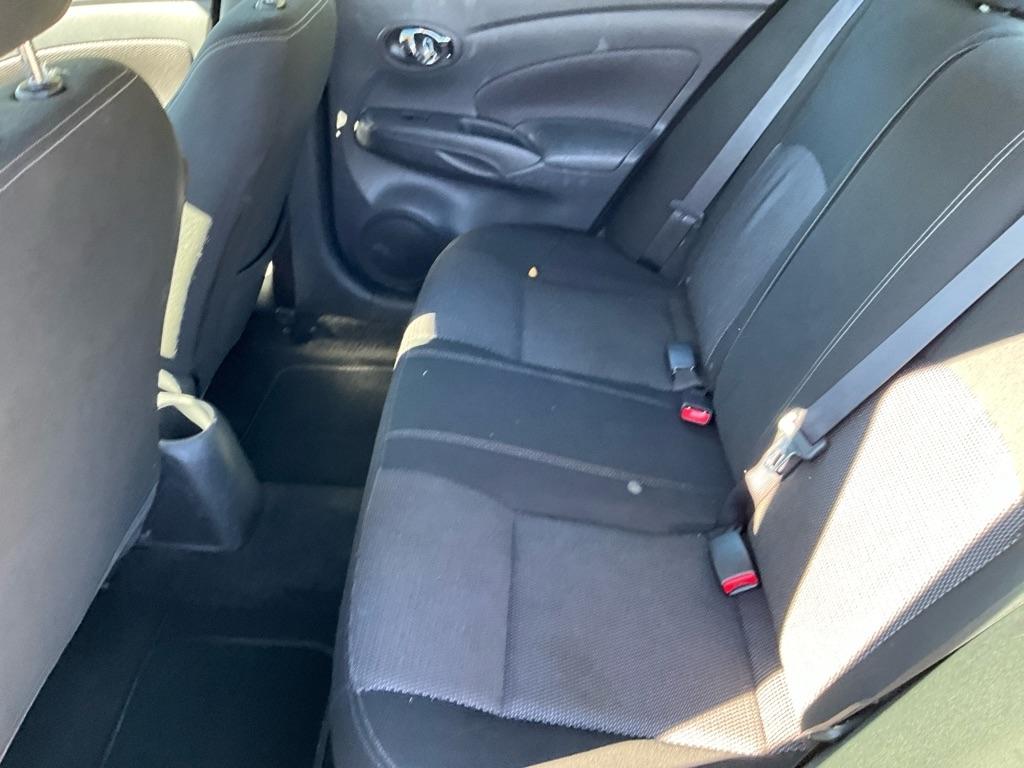 Nissan Versa  2017