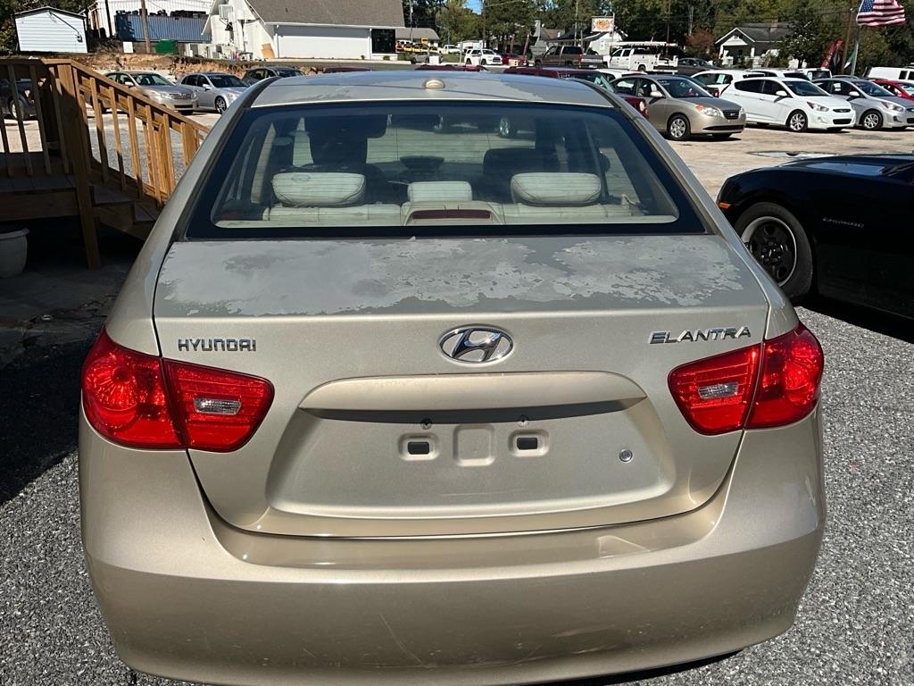 Hyundai Elantra  2008