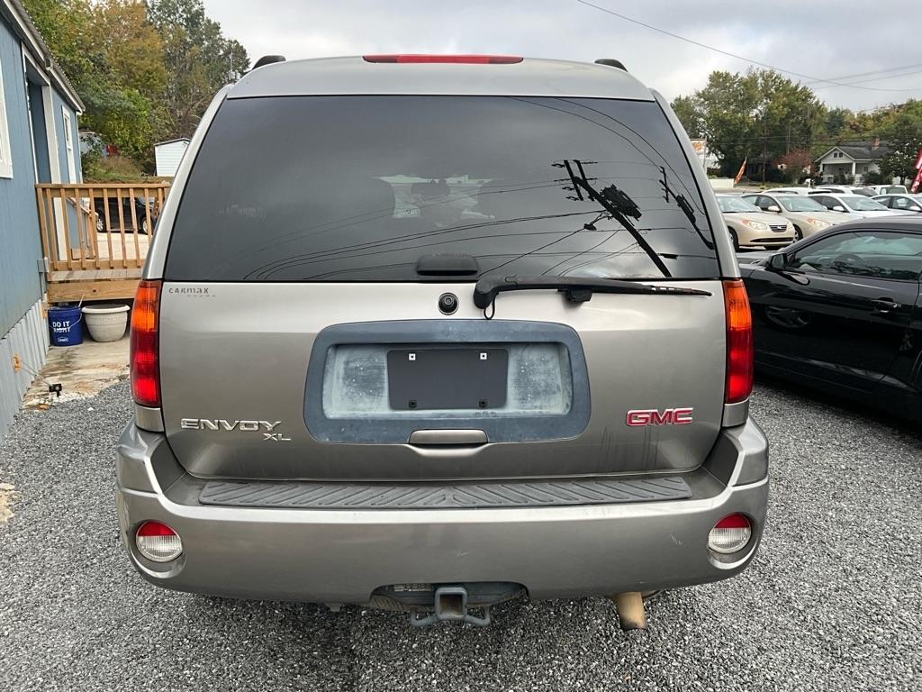 GMC Envoy  2006