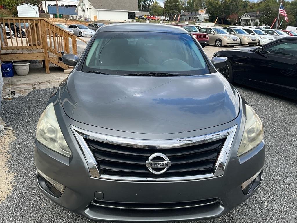 Nissan Altima  2015