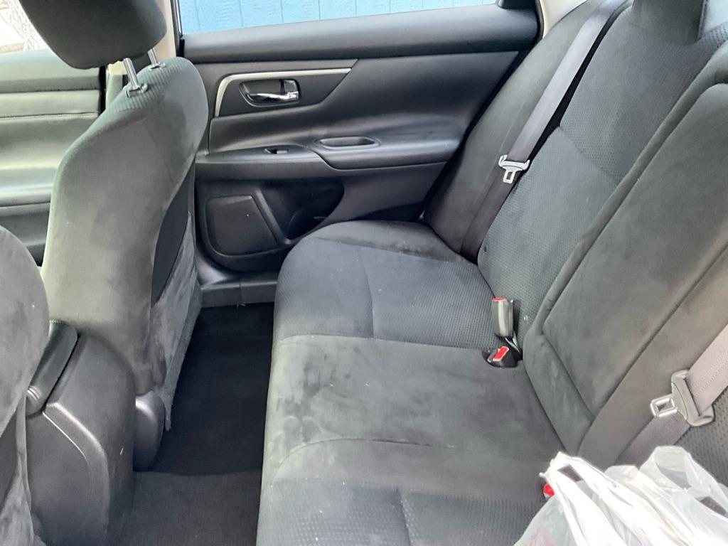 Nissan Altima  2015